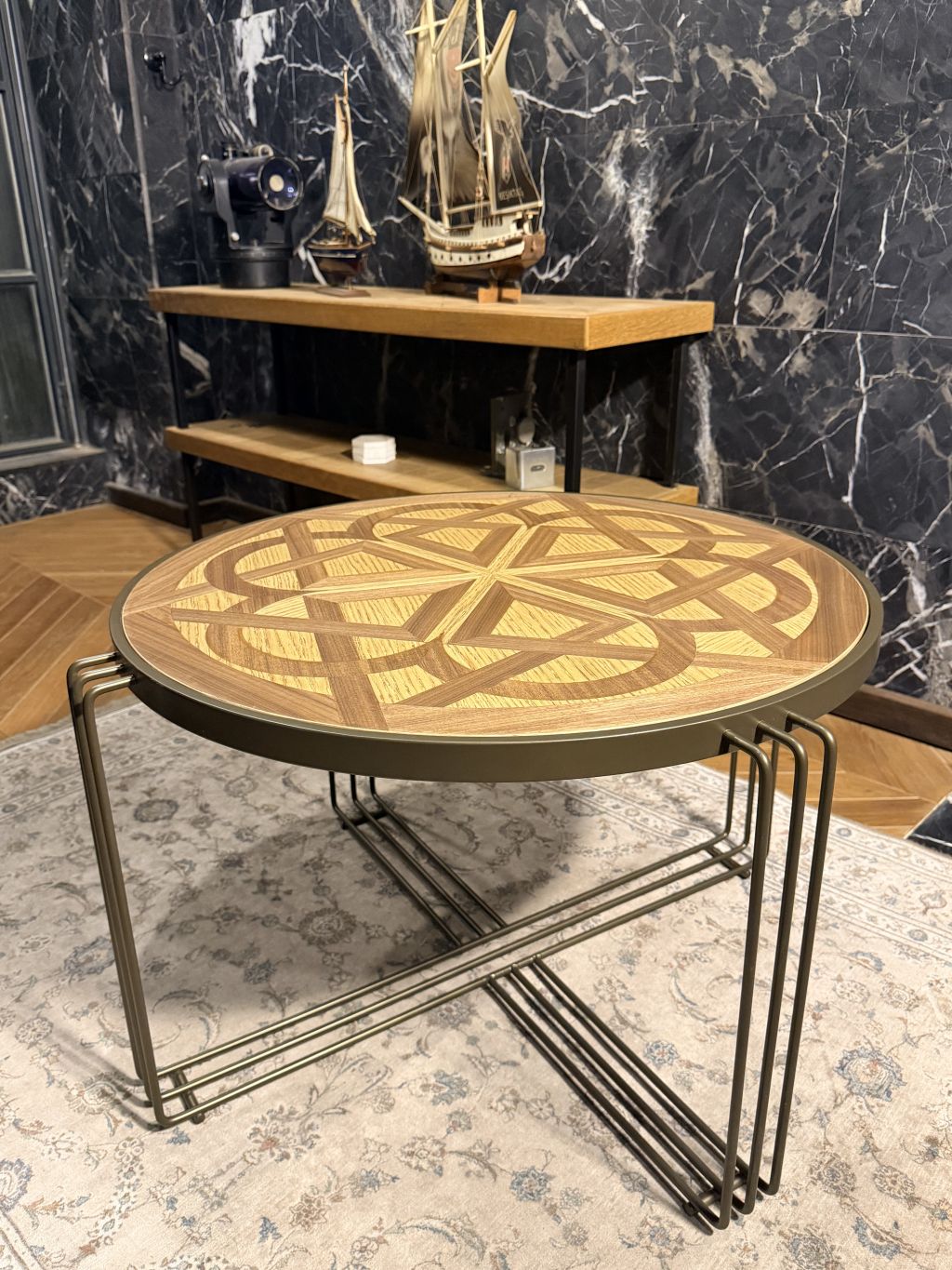 VEDORA Yuvarlak Orta Sehpa