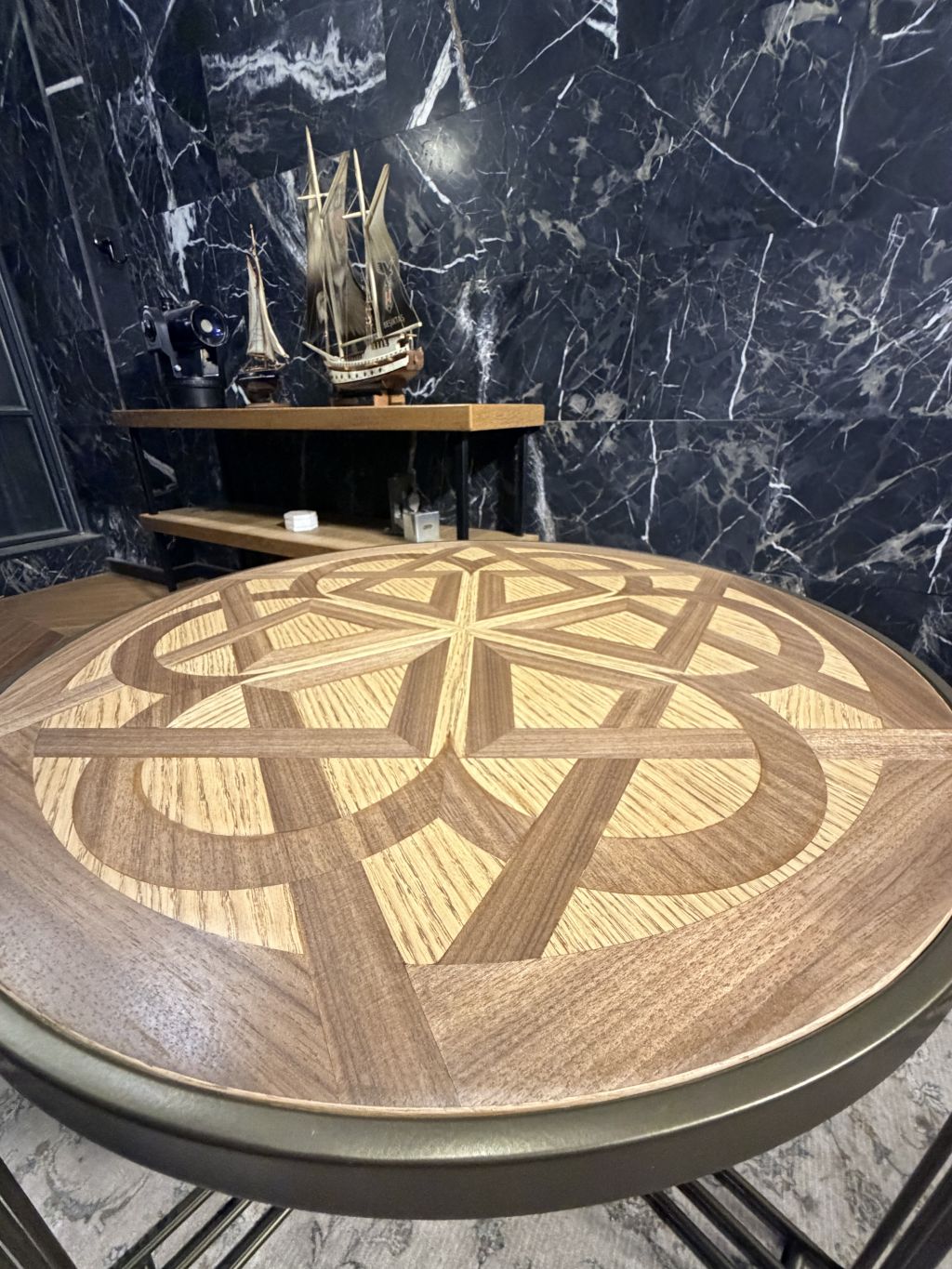 VEDORA Yuvarlak Orta Sehpa