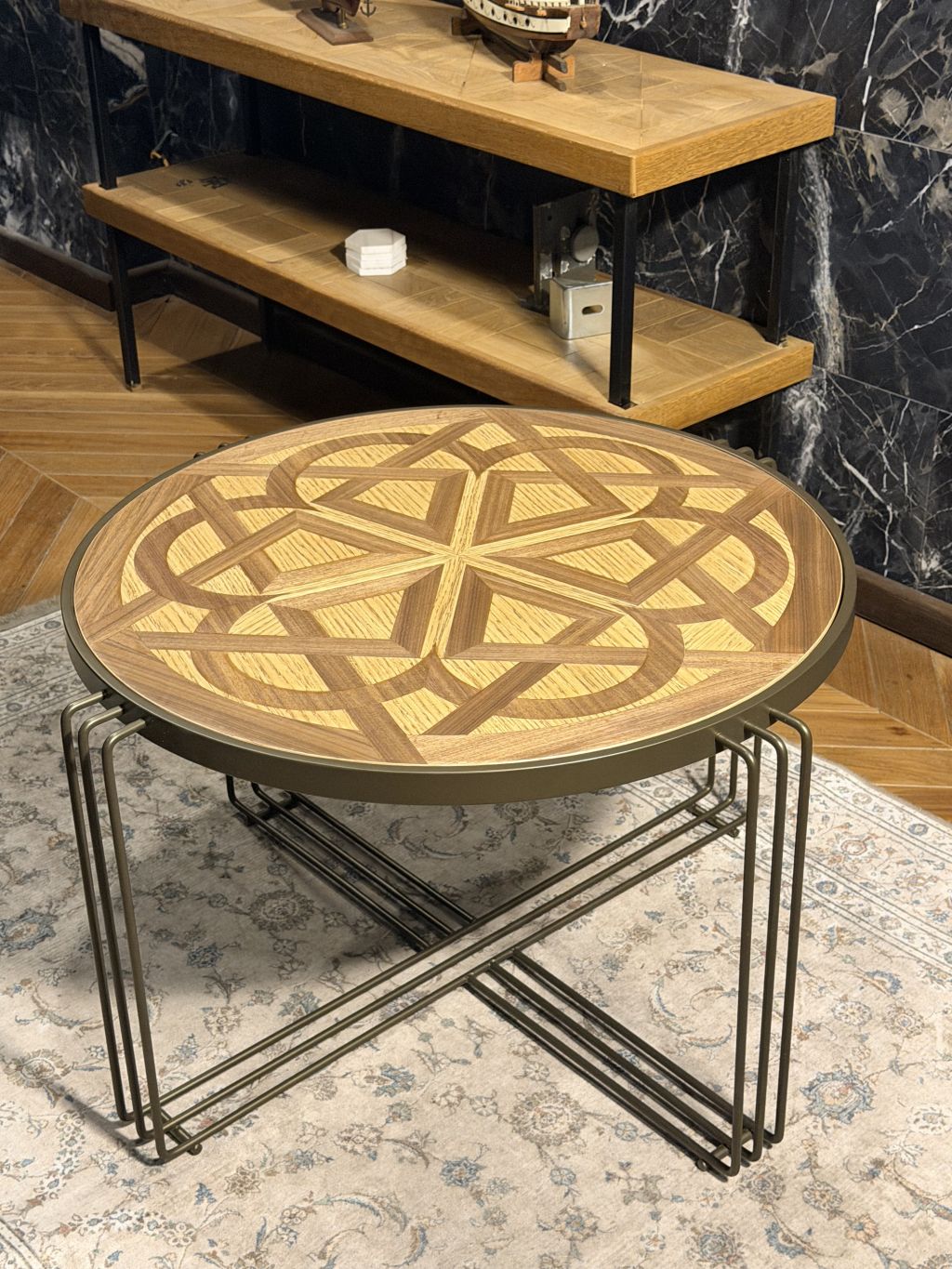 VEDORA Yuvarlak Orta Sehpa