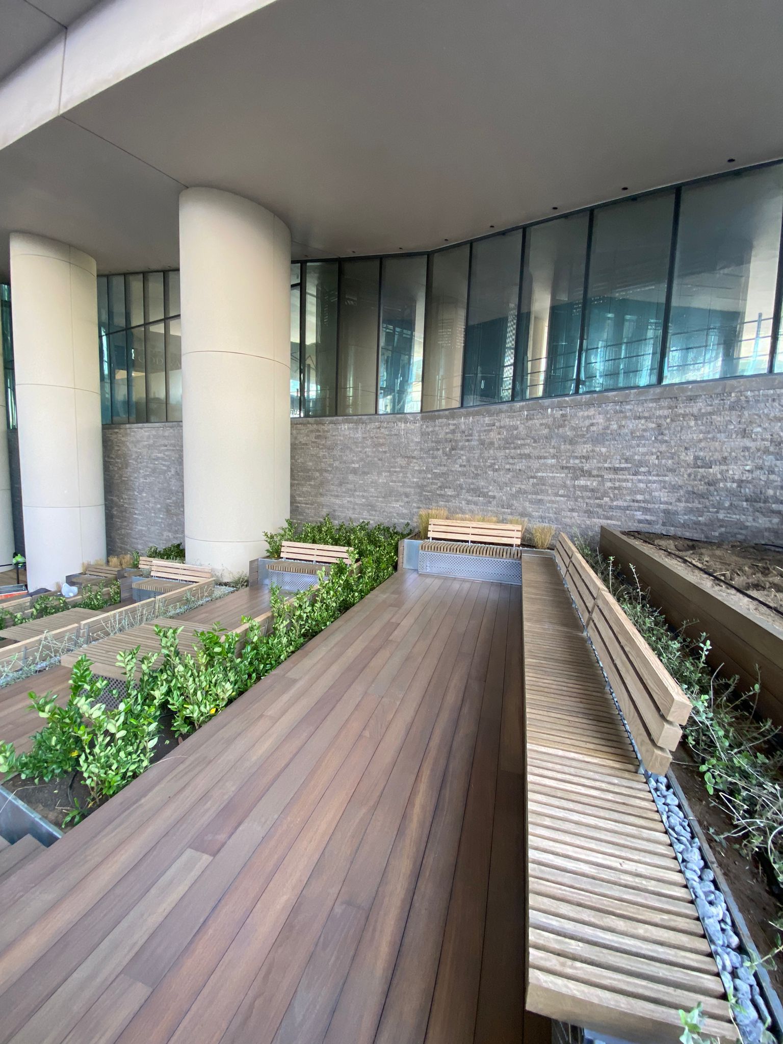 Z.CENTER AHŞAP ZEMİN KAPLAMA